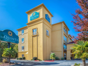 La Quinta Inn & Suites by Wyndham Atlanta-Union City