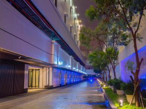Wei Feng Motel