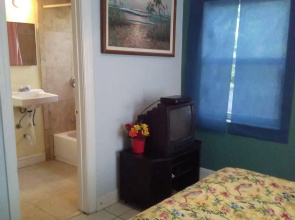 Swashbuckler Motel