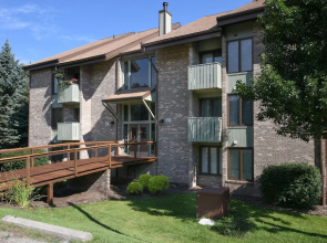 Seven Springs 2 Bedroom Premium Condo, Pet Friendly! by RedAwning