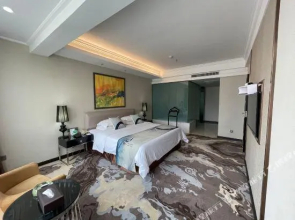 Wanlvcheng Perenc Hotel