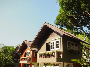 Chomklong Experience