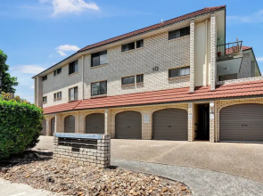 Hacienda- Canal Views And Comfort