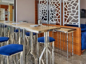 Seaview Hotel