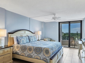 Anchorage Resort 7th Fl 2 Bedroom Condo With Beach Access 0892