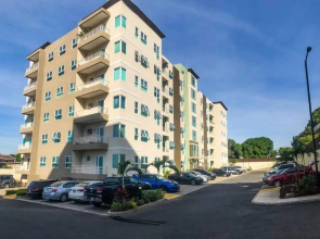 Classy & Conveniently Located 1 Bed Room Suite