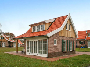 Stunning Home in Hoge Hexel With 3 Bedrooms, Sauna and Wifi