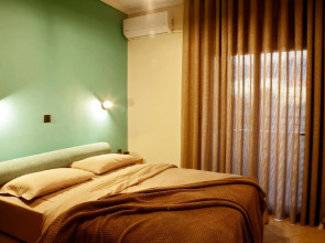 Designer apartments close to the center + free parking