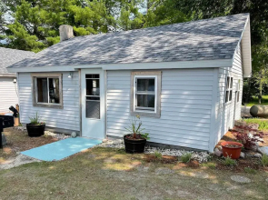 Cozy Interlochen Cabin w/ Dock: 1 Mi to Green Lake