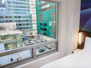 LUMA Hotel Times Square