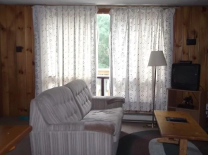 The Lake Of Bays Lodge