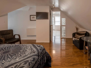 The Loft at Hiltz House