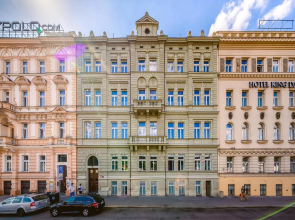 5BR+3.5BT Wilson Central apt.