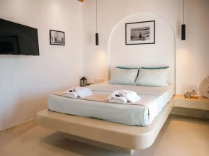 Assyr Getaway - Santorini Cozy Cycladic Retreat