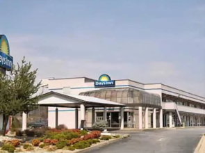 Days Inn By Wyndham Greeneville Tn