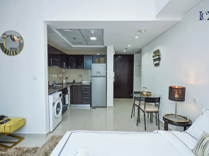 Brand New Studio with Marina View -PAU