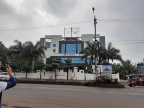 Grand Sarovar Portico