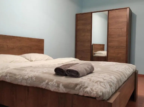 Запорізька 19. City Rooms