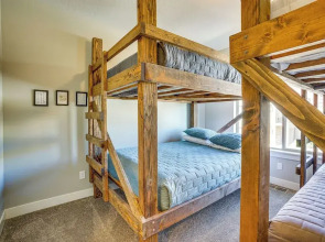 Moab Vacation Rental: Pool & Hot Tub Access!