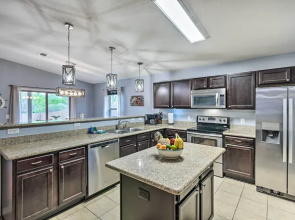 Spacious Navarre Retreat w/ Fenced-in Yard!