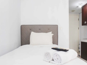 Cozy and Nice Studio The Springlake Summarecon Apartment