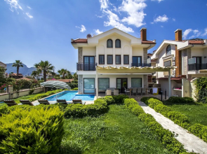 Villa North by Tatilpremium