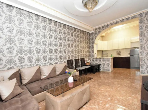 Apartment on Kajaznuni street