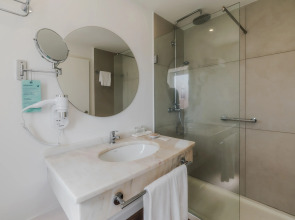 Enotel Santo da Serra