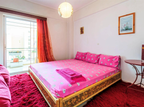 Bright Comfy Flat near Beach & City Center