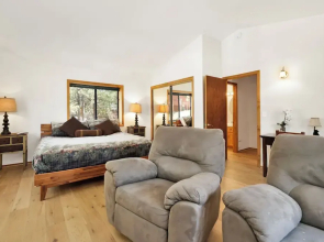 Mountain Retreat BY THE Creek #2467