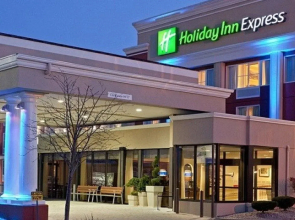 Holiday Inn Express Greater Noida Knowledge Park