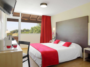 Hôtel Le Clos Roussillon