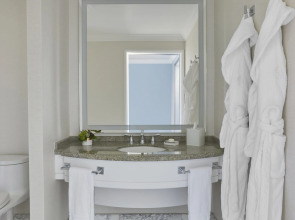 Beverly Wilshire, A Four Seasons Hotel