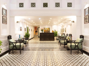 Paddy Hotel