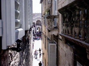 Apartment Peristil Cardo