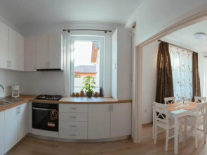 Solomon Apartments ap 1