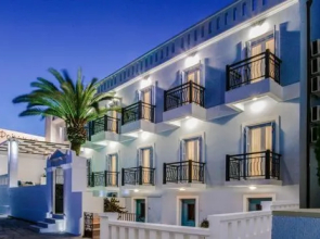 Finikas Hotel