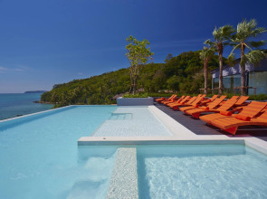Отель Bandara Beach Resort, Phuket