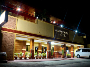 La Galleon Suites Hotel