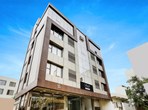 1 BR Guest house in Near Sai Temple, Palkhi Road, Shirdi, by GuestHouser (0AB6)
