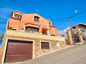 5 bedrooms villa with private pool and wifi at Ruidera