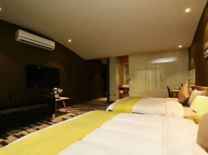 ii 1979 Bed&Breakfast