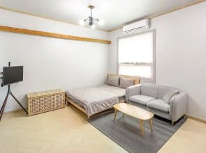 Namhae Seven House