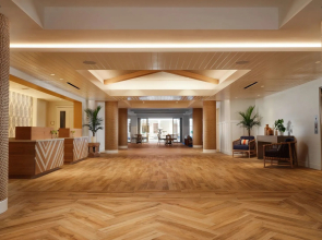 Shore House at The Del, LXR Hotels & Resorts