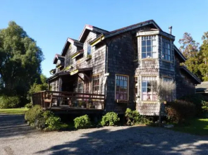 Cabañas & Cafe Lahuel