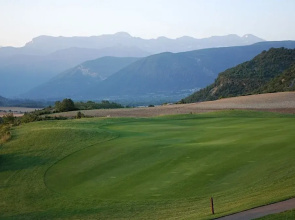 Pre-pyrenees Privileged Site For Hiking, Excursions And Skiing