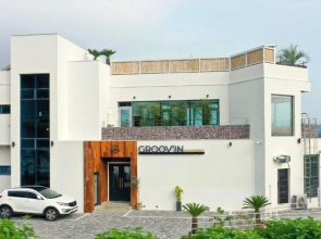 Groove-in Cafe Pension