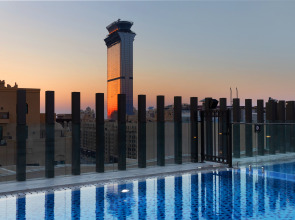 Adagio Premium The Palm