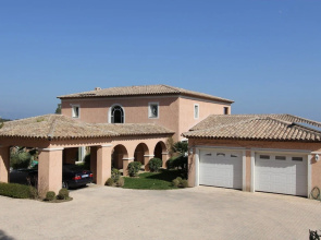 HAVRE DE PAIX" 5 étoiles Prestige jacuzzi, hammam, sauna, PISCINE chauffée Mougins Cannes Grasse
