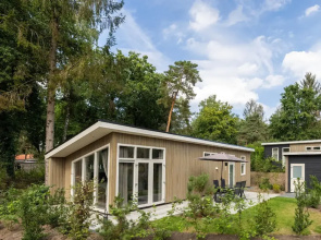 Comfortable Chalet With Combination Microwave Near the Veluwe